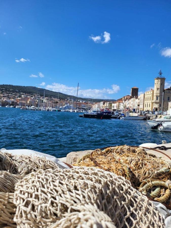 Chez Melanie Et Rodolphe Leilighet La Ciotat Eksteriør bilde
